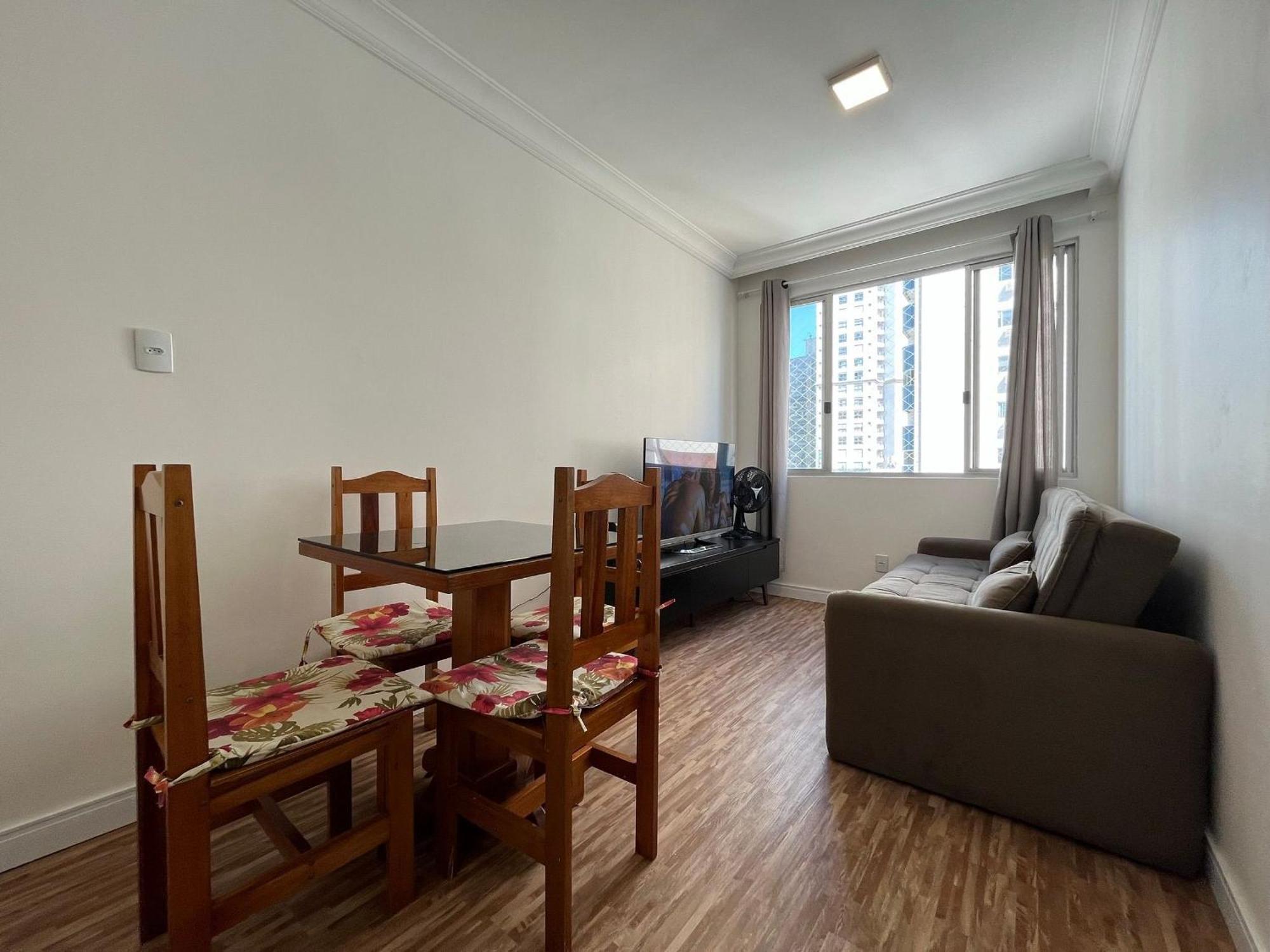 Po04- 1 Quarto Ao Lado Shop. Atlantico C/ Garagem Balneário Camboriú Екстериор снимка