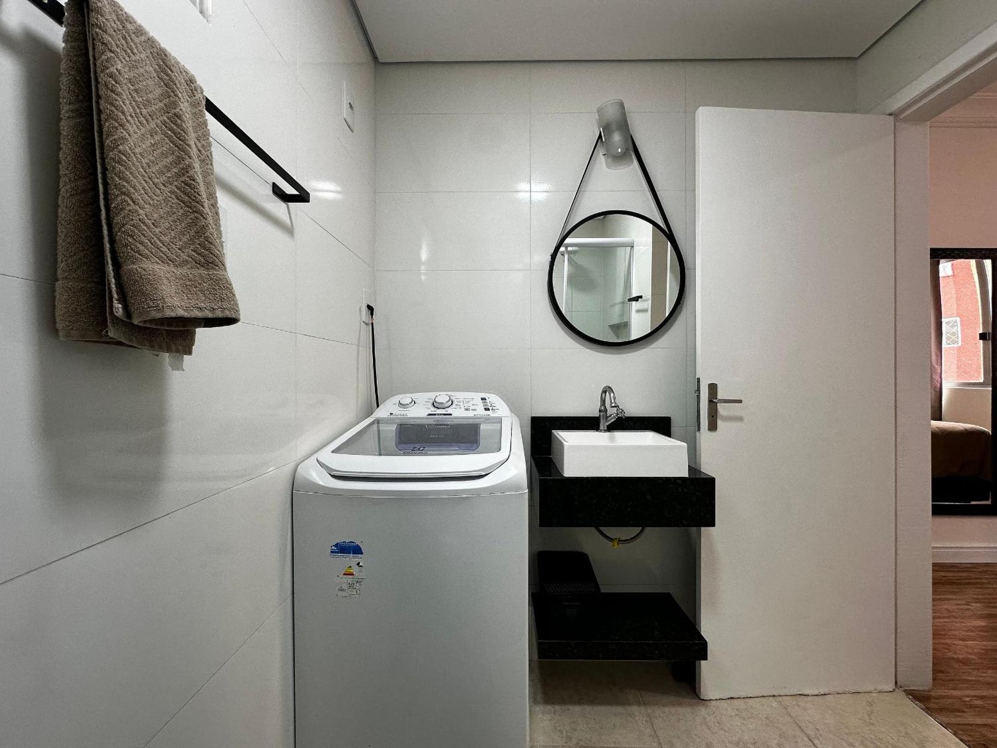 Po04- 1 Quarto Ao Lado Shop. Atlantico C/ Garagem Balneário Camboriú Екстериор снимка
